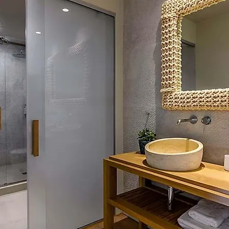 Oniro Mykonos - A Shanti Collection Hotel 5*